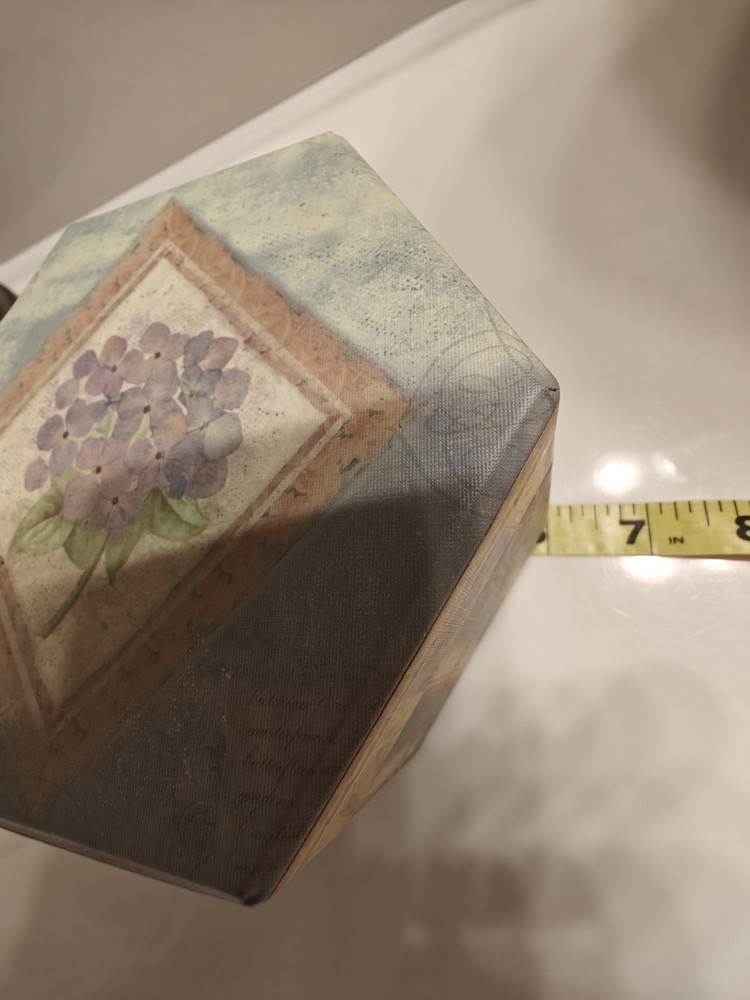 BOB'S BOXES by Lang-2003 Trinket Box - Hydrangea Garden w/ Removable Tray - #109