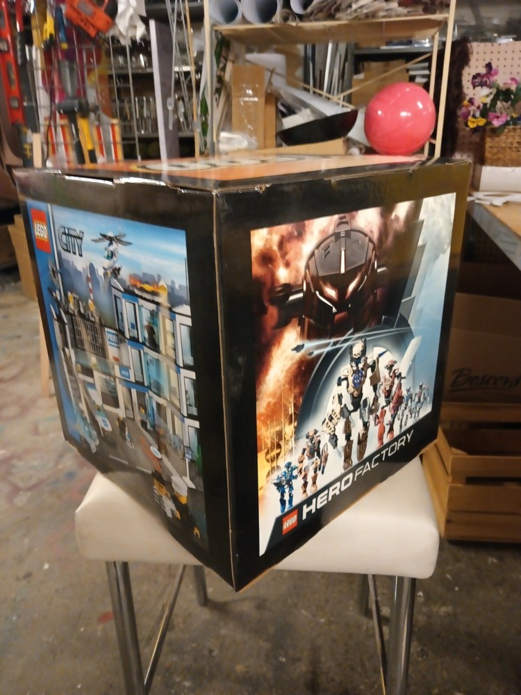 RARE!! LEGO Cube- Store Display 16x16x16
