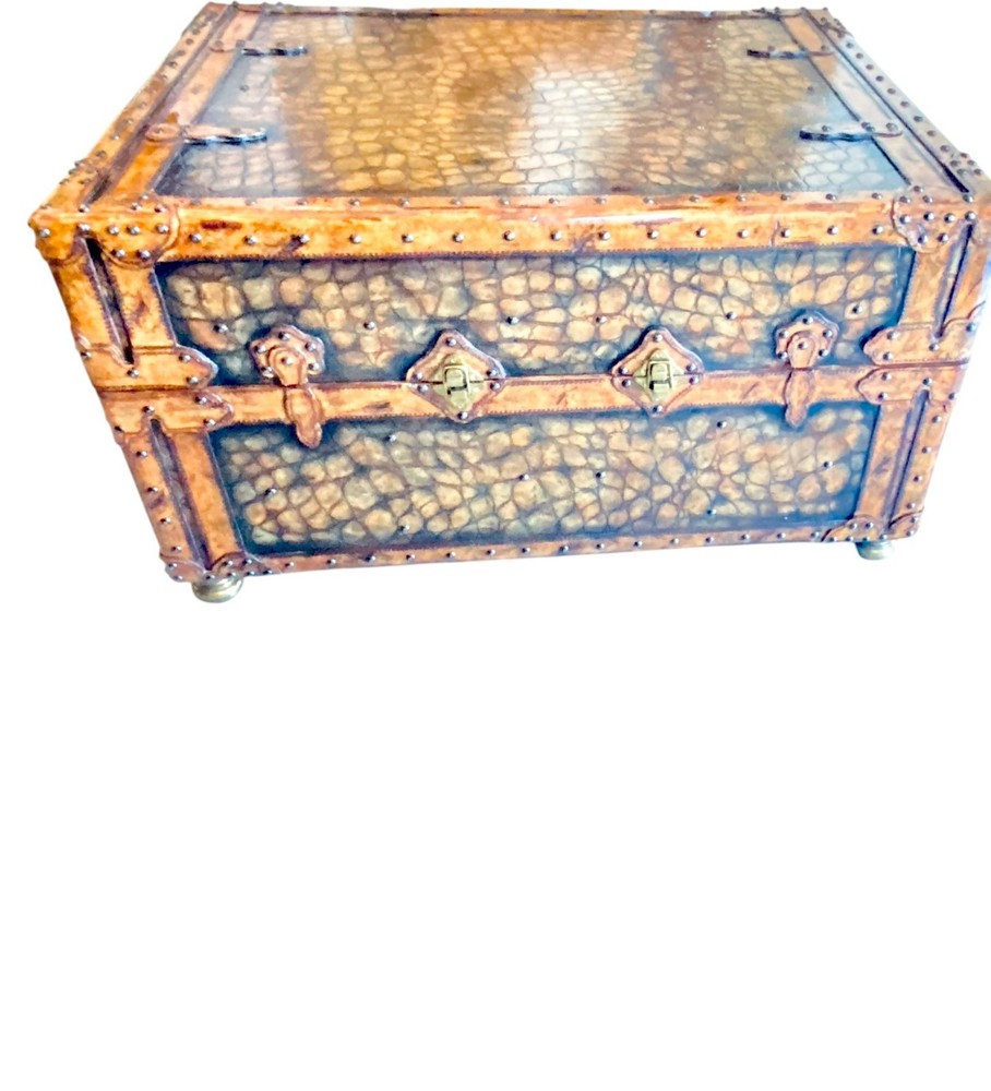 MAITLAND SMITH Leather Storage Trunk With Tray Insert