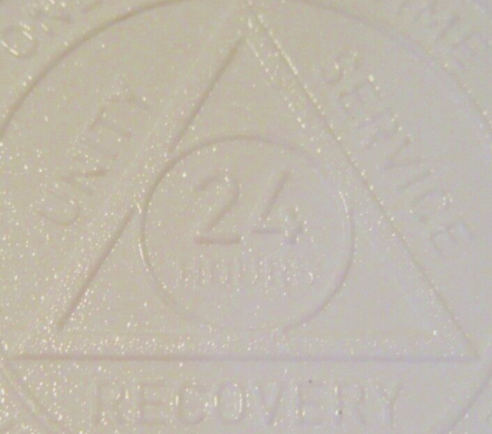 Alcoholics Anonymous Plastic AA 24hour Poker Chip Medallion Token