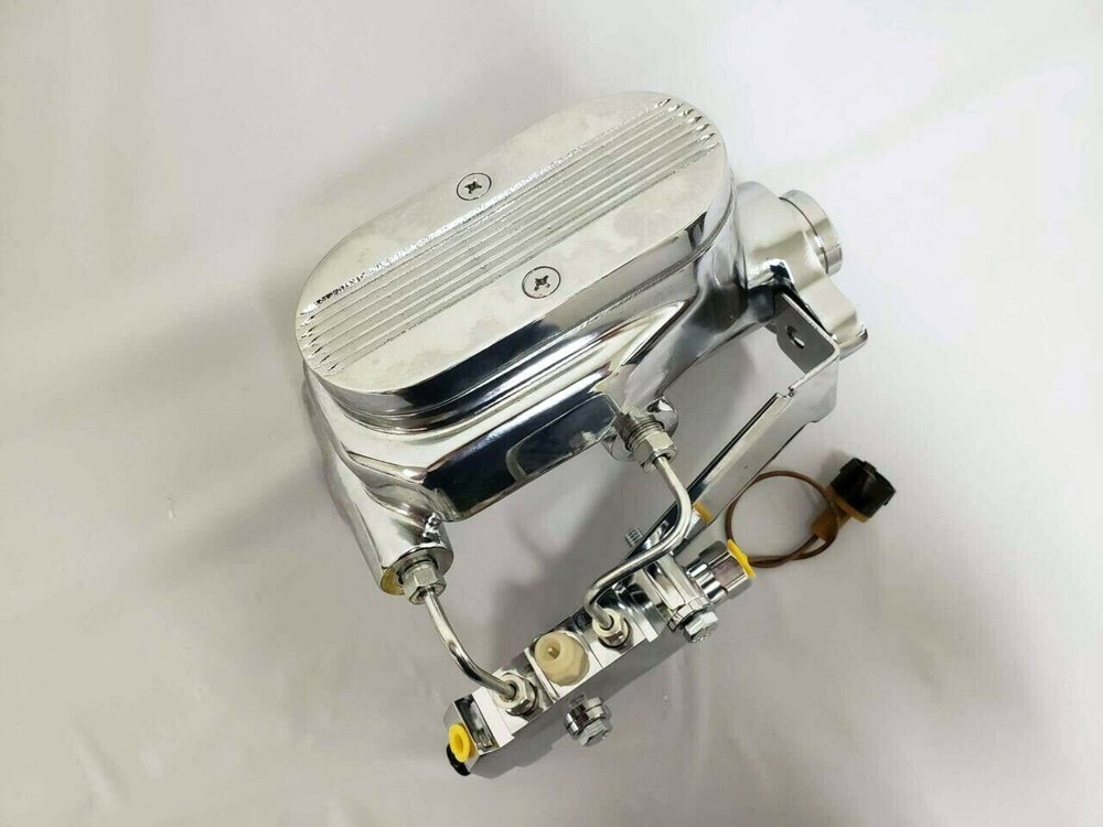 Chrome Center Finned Master Cylinder & Disc / Drum Proportioning Valve Kit Flat