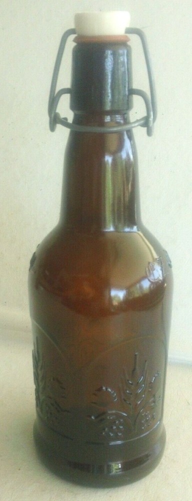 One E-Z Cap Amber 16 Ounce Bottle with Embossed Pattern on Side