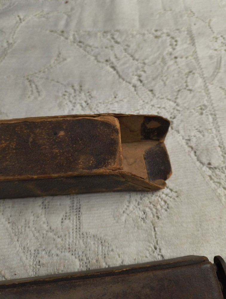 Antique Combination Strop With Box Black Handle Massachusetts