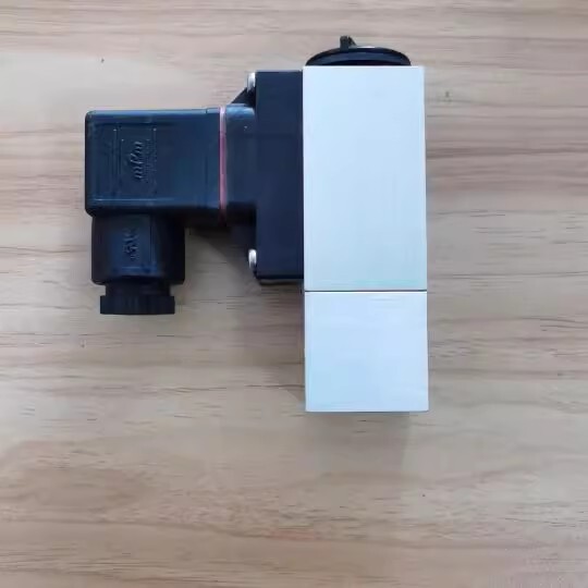 Danfoss MBC5100 061B000966 sensor