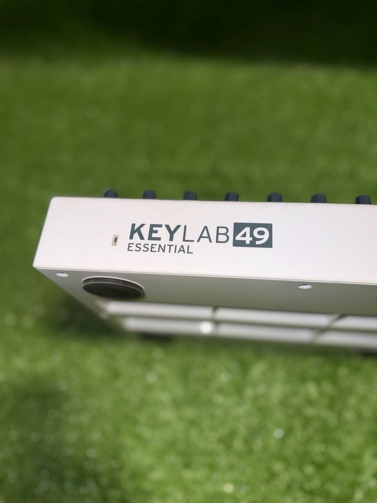 Arturia KeyLab Essential 49 USB MIDI Keyboard Controller - White