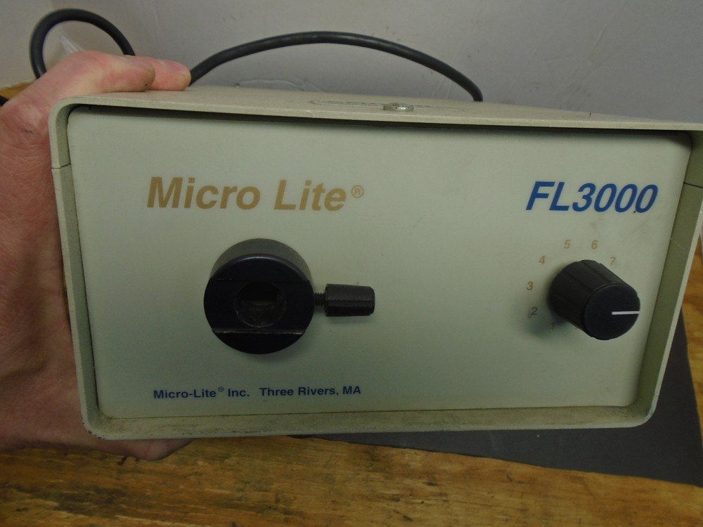 Micro Lite FL3000 150W 120VAC Fiber Optic Light Source-NEEDS BULB