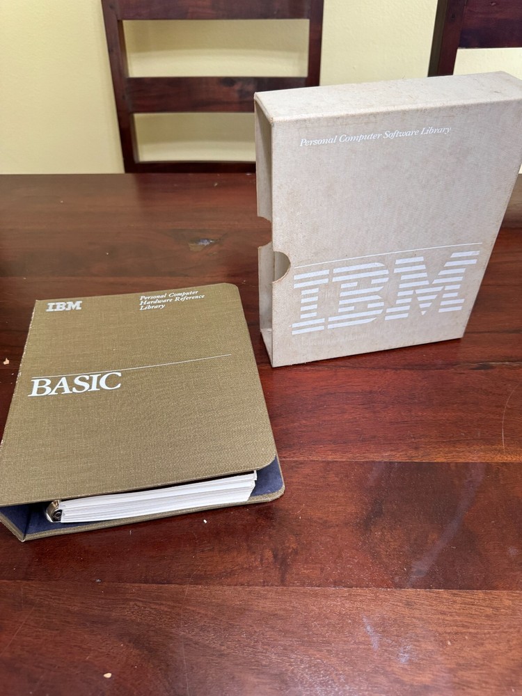 IBM BASIC REFERENCE BOOK/BINDER 1984 3RD EDITION - COMPUTER / PC / LAPTOP