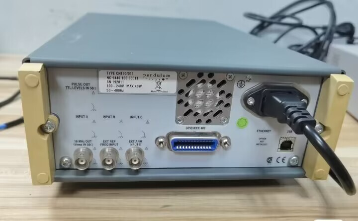 PENDULUM CNT-90 frequency counter time analyzer 300mhz