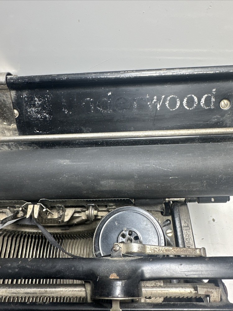 Underwood Typewriter #5 Serial #2425448 NEEDS TLC READ