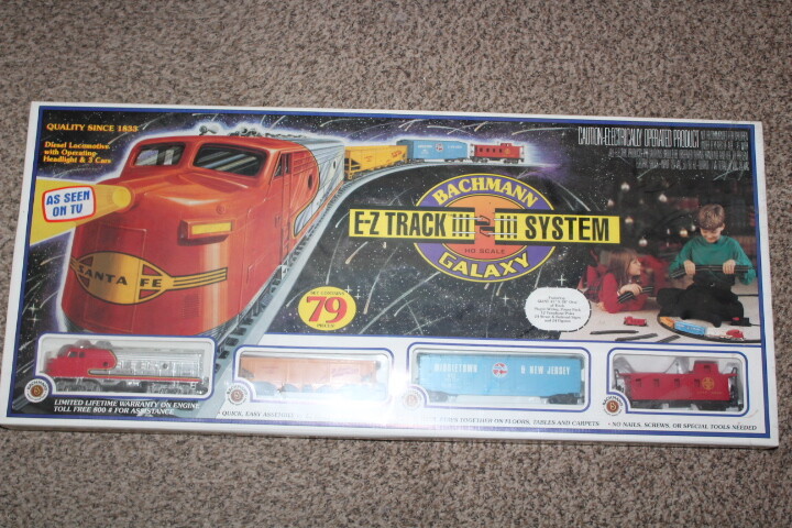 Vintage Bachmann HO Scale GALAXY Train Set E-Z Track System SEALED