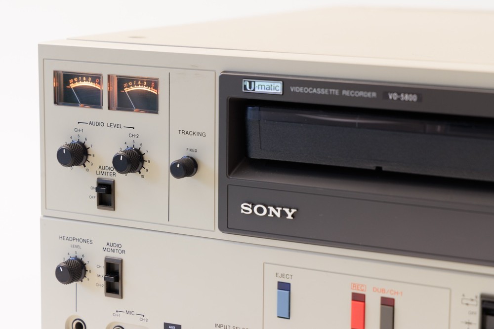 Sony VO 5800 Record/Play Deck U-Matic 3/4"