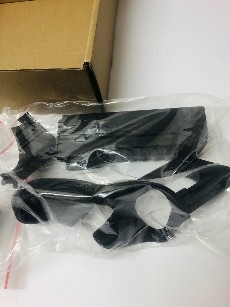 Oculus Quest 2 Black Controller Multi Game Pistol Grip Set Accessory NEW