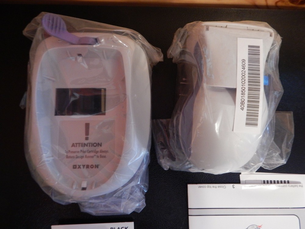 Xyron 24139 Design Runner Handheld Cordless Printer