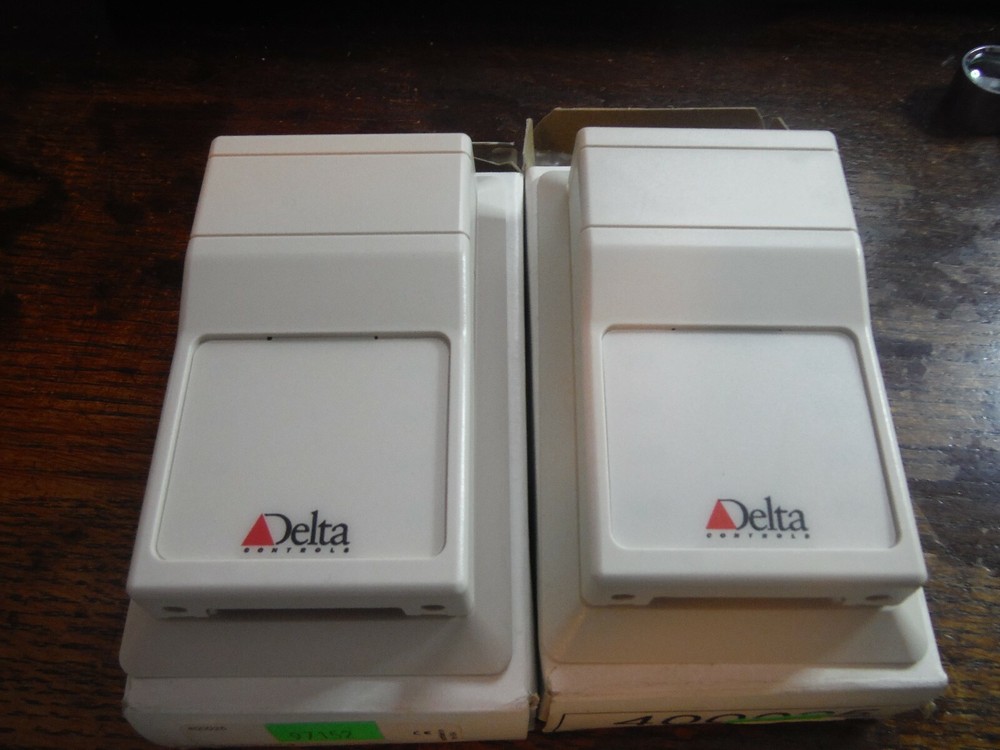 New (Lot of 2) Delta Style Room Temperature Sensor Bapi