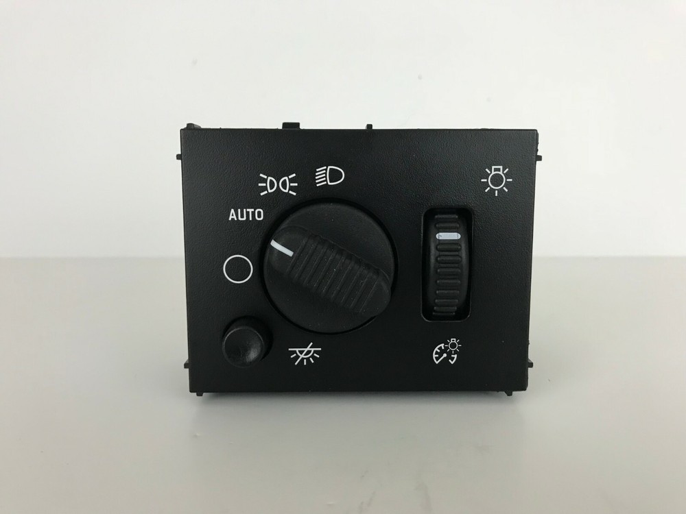 Red LED Headlight Switch 03-06 Chevy Silverado Sierra NEW