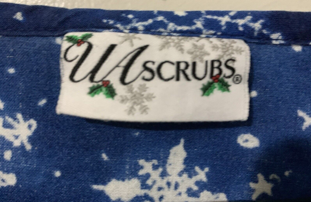 SCRUB UNIFORM TOP UA SCRUBS Brand SMALL Snowflake Pattern Blue EUC