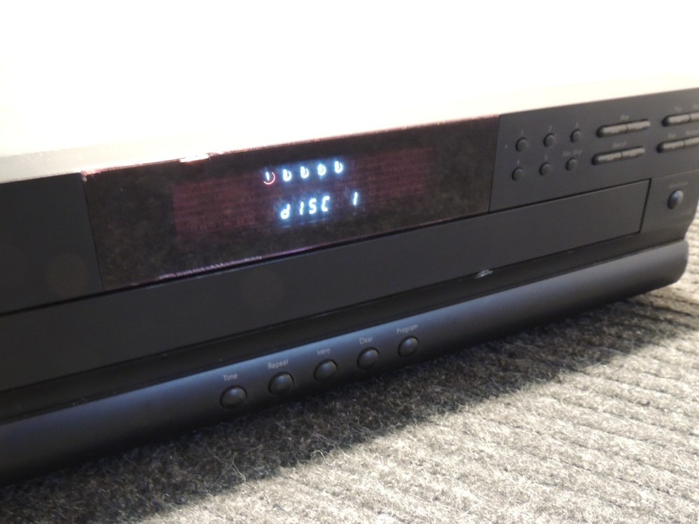 Vintage Harman Kardon FL8350 CD Changer
