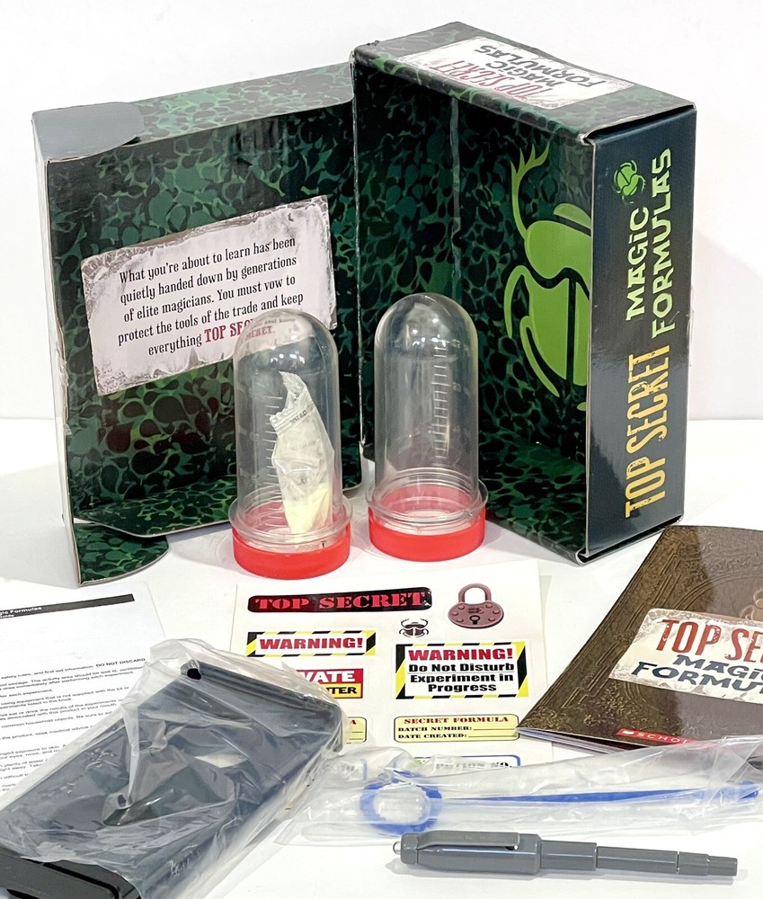 Scholastic Top Secret Magic Formulas Kit