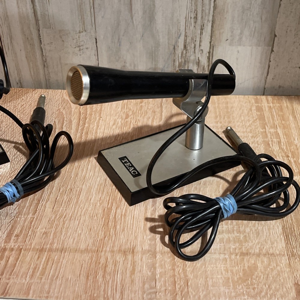 Teac MC-106 Dynamic Microphone with Stand, Original Box, and Instructions