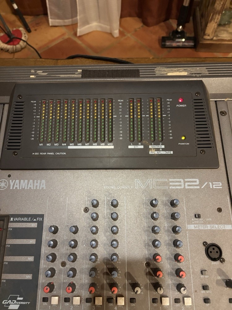 Yamaha MC 32/12