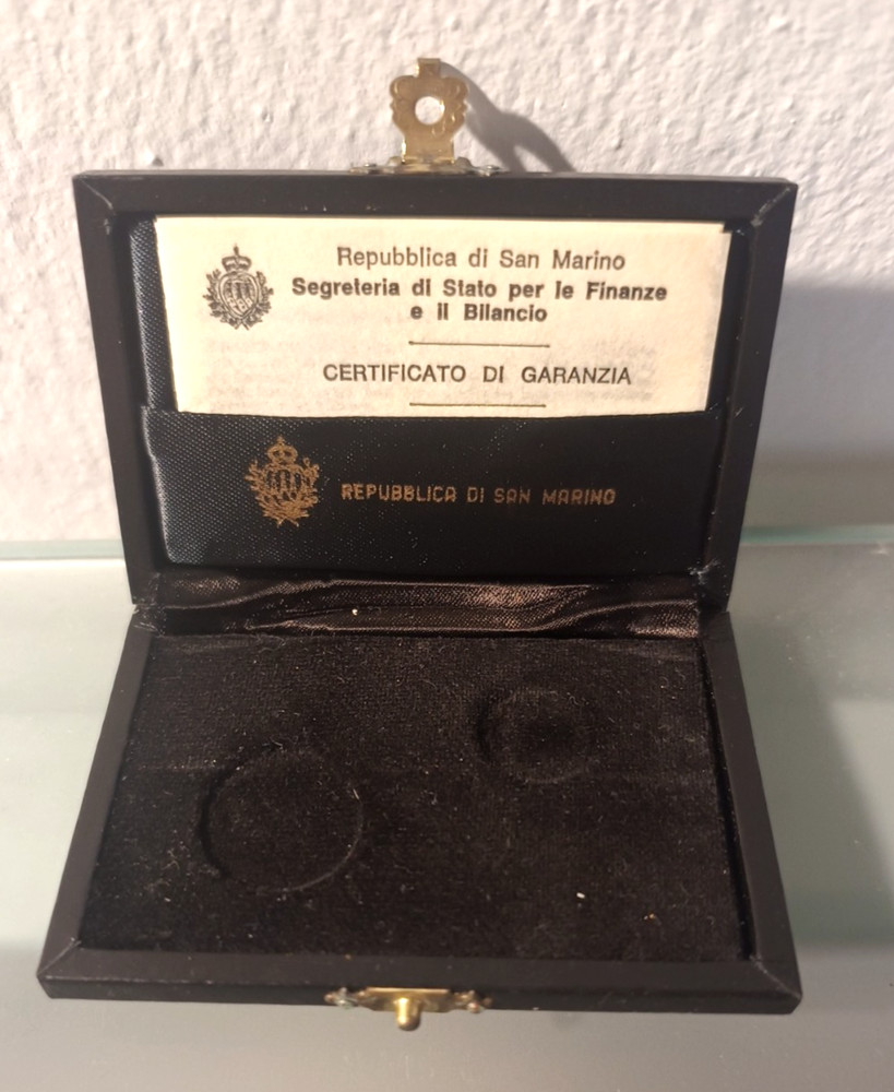 San Marino Third Mint Gold Shields 1976 BOX ONLY