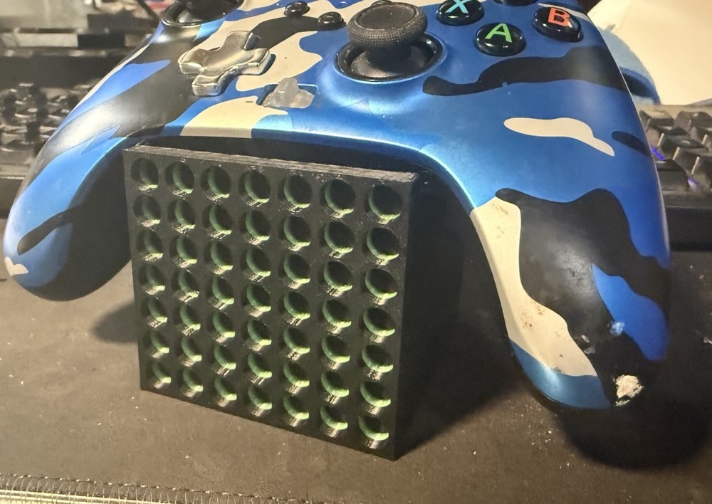 XBOX Universal Controller Stand – Plastic Stand Mount Xbox X And One