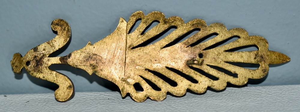 Antique Decorative French Style Brass Ormolu Leaf Design