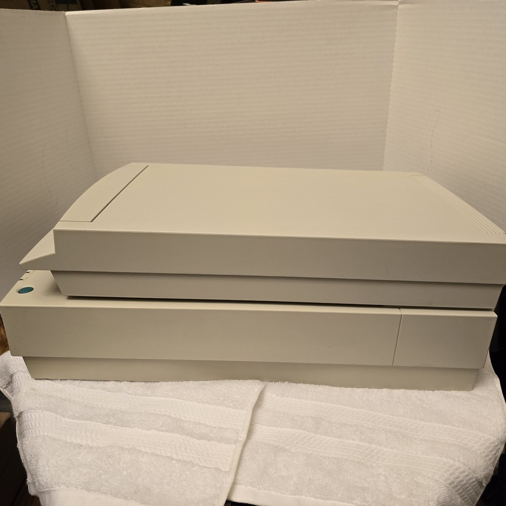 Epson Expression 1680 Flatbed Scanner & EU-35 Transparency Unit Tech Tested