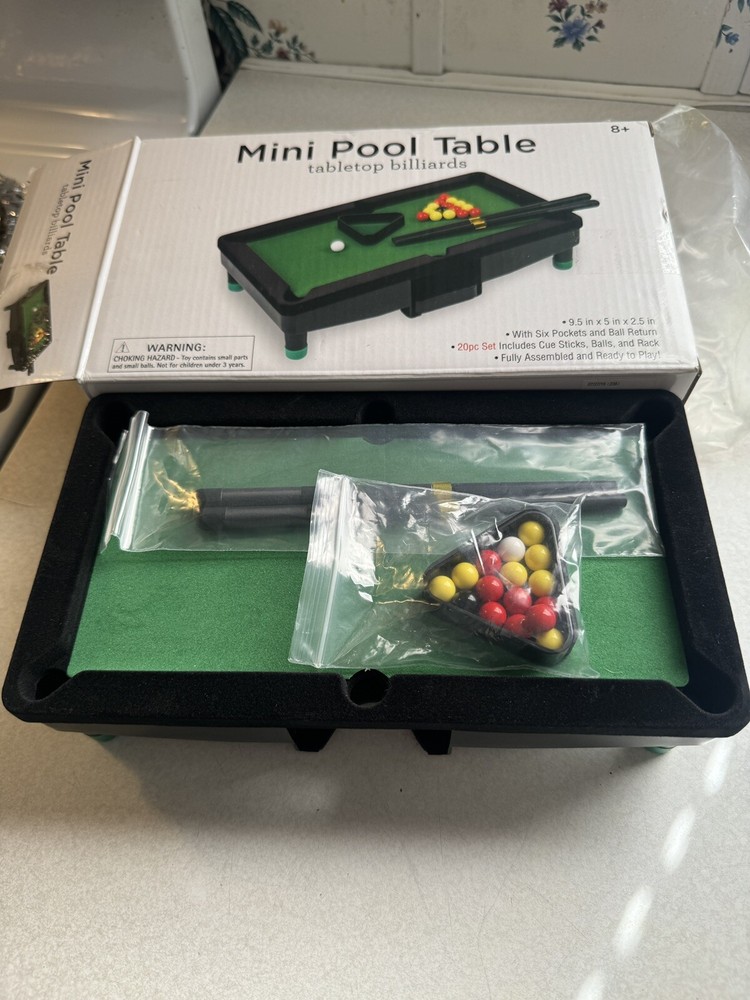 Mini Pool Table Set Portable Small Tabletop Billiards Game