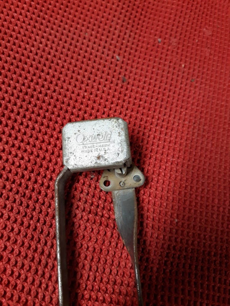Vintage OXWELD torch striker . Works.