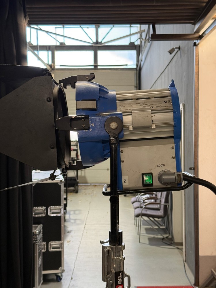 Alumotech M8 800W HMI