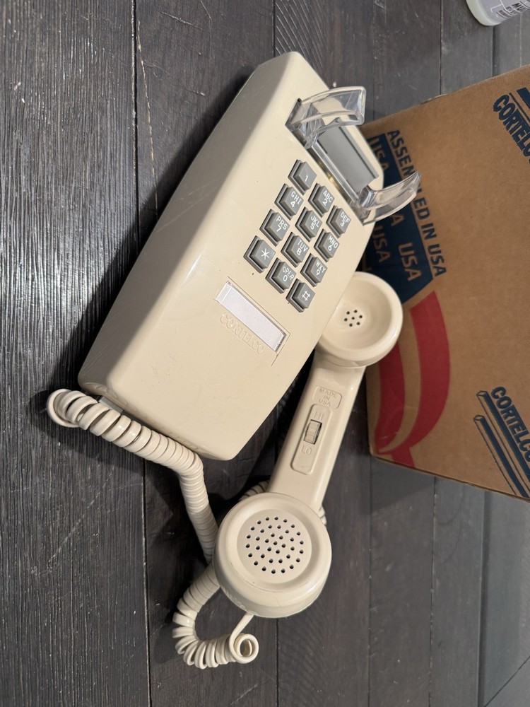 RETRO Off WHITE PUSH BUTTON CORDED BASIC WALL PHONE TELEPHONE CORTELCO EC