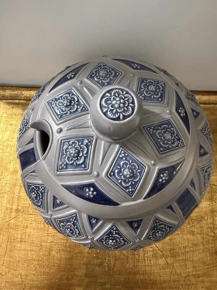 Gerz Germany ( Tureen & Pitcher )