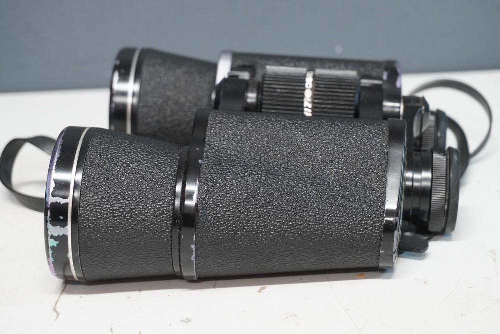 Tasco 2008 10x50mm Binoculars With Case