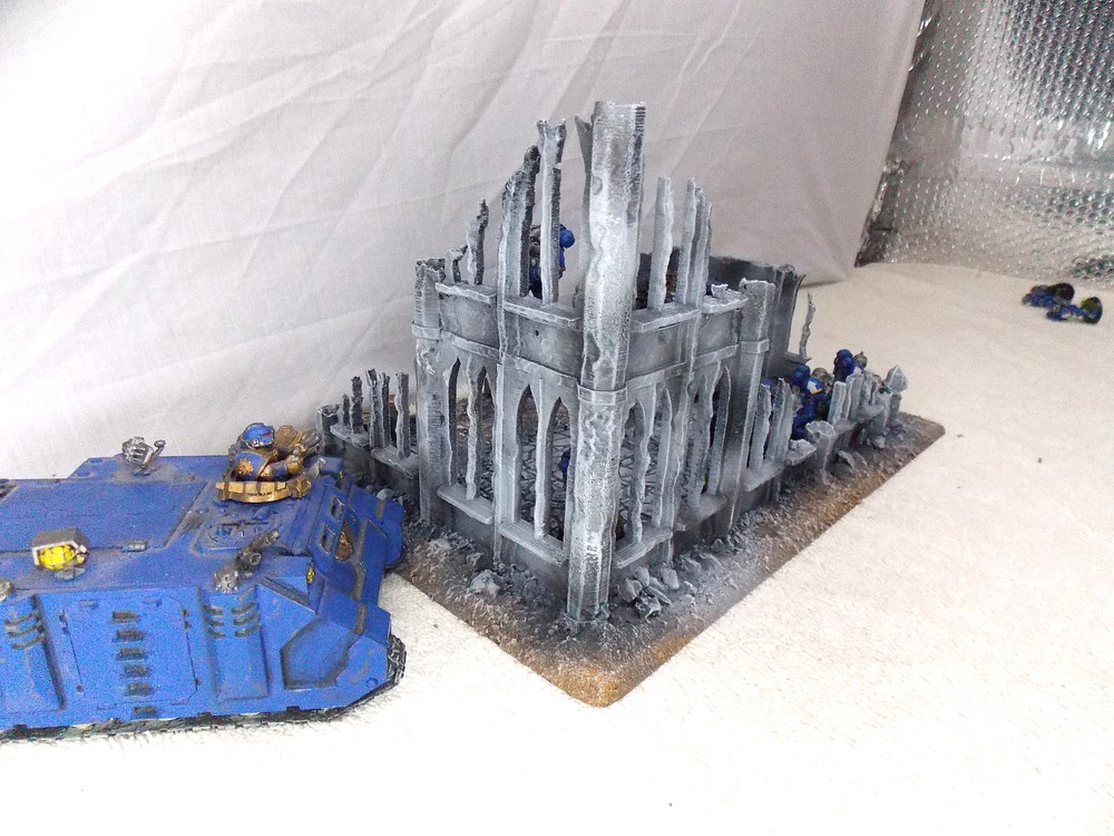 WARGAMING TERRAIN PAINTED BUILDING