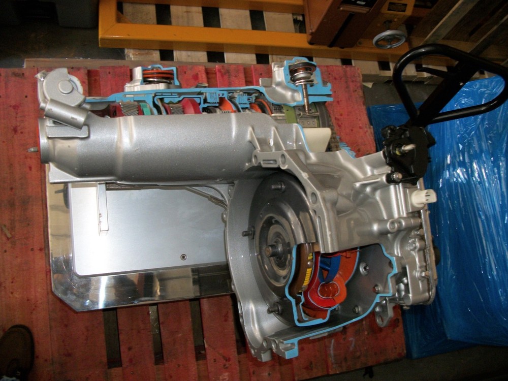 NICE FORD AX4S AUTOMATIC TRANSAXLE CUTAWAY DISPLAY INSTRUCTIONAL TRAINING MODEL