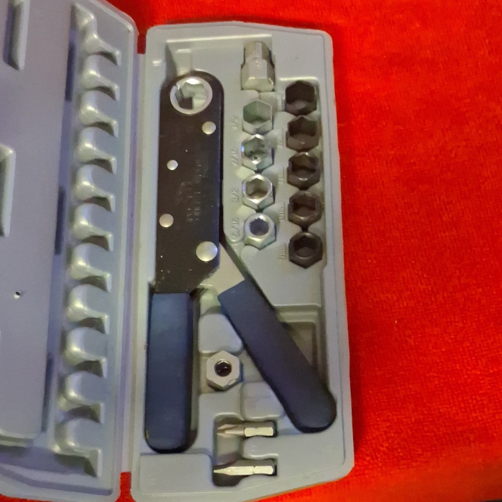 SPEC TOOLS Square Wrench Set Steel Multiple Sizes Metric/Standard 10 Pieces