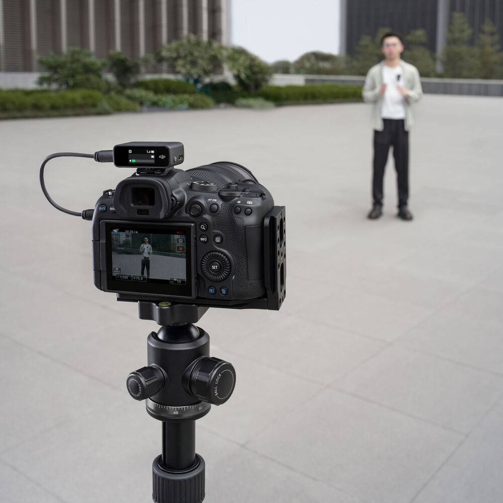 DJI Mic Compact Digital Wireless Microphone System/Recorder