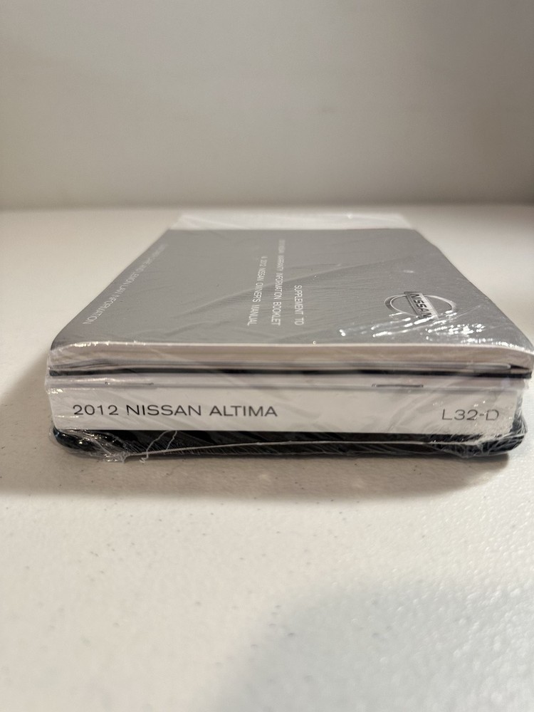 2012 Nissan Altima Owner's Manual Set