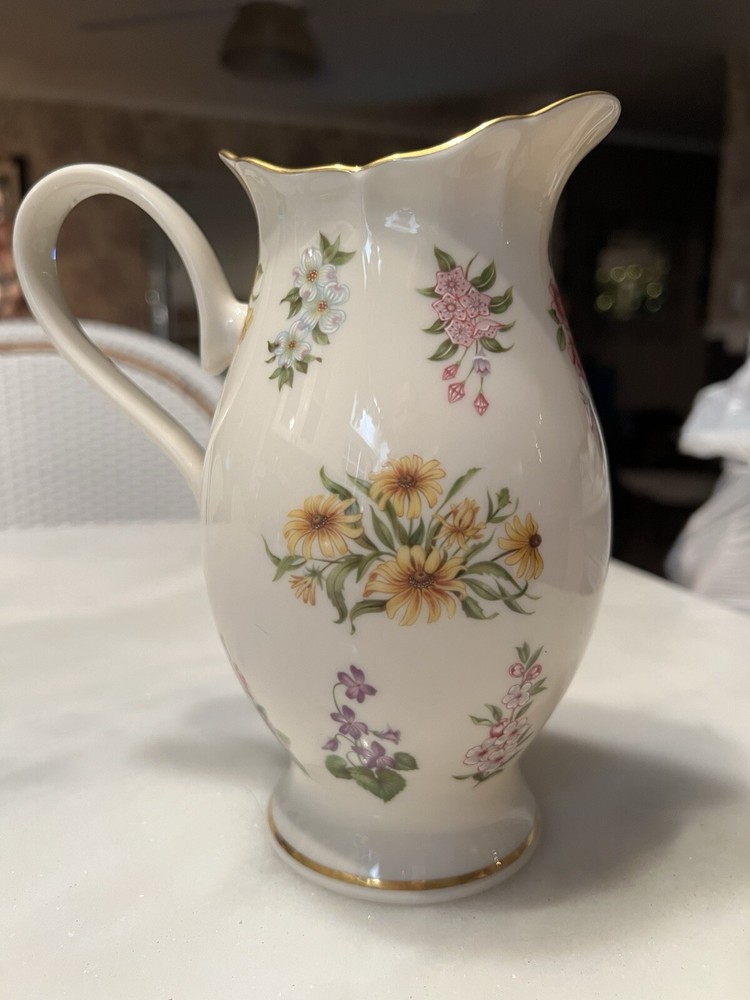 Lenox Pitcher CONSTITUTION