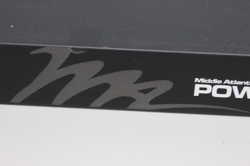 Middle Atlantic PD-915R Power Distribution Unit - Black