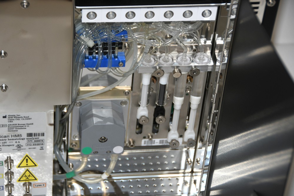 Abaxis Vetscan HM5C Hematology Analyzer..