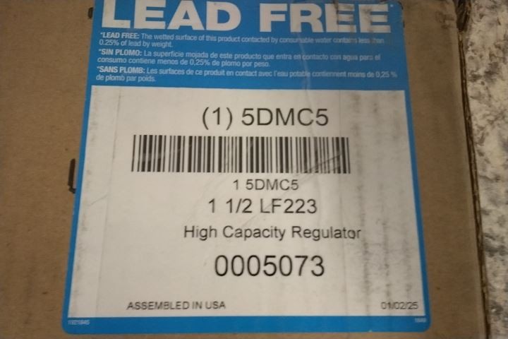 Watts 11/2 LF 223 1-1/2 In NPT x NPT Connection Water Pressure Reducing Valve