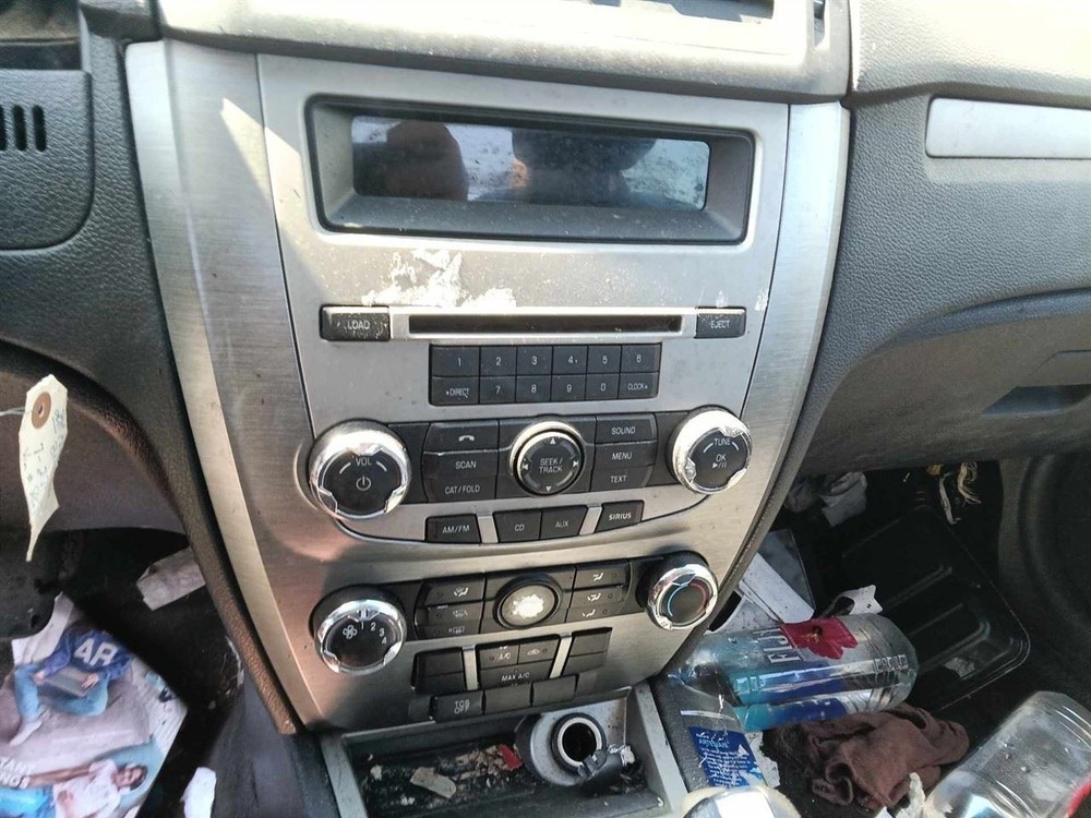 FUSION 2012 Fuse Box Cabin 6591