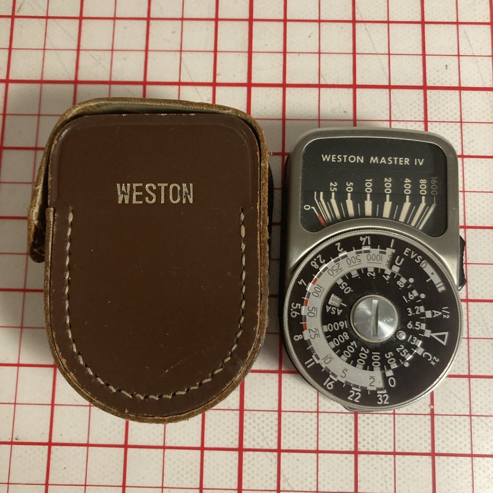 Vintage Weston Master IV Universal Exposure Light Meter Model# 745 with Case