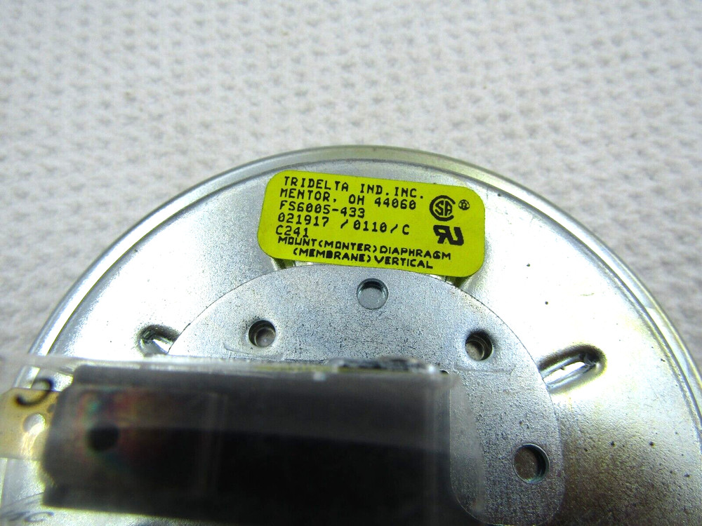 Tridelta FS6005-433 Pressure Switch New