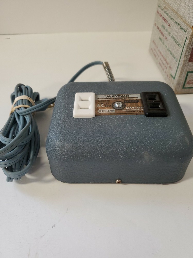 Automatic Projector Switch | Shuts lights on & off | Mayfair | w/ IB | $14 |