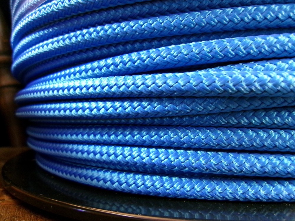 1/4 x 1100 ft. Double Braid-Yacht Braid polyester rope Spool. Blue