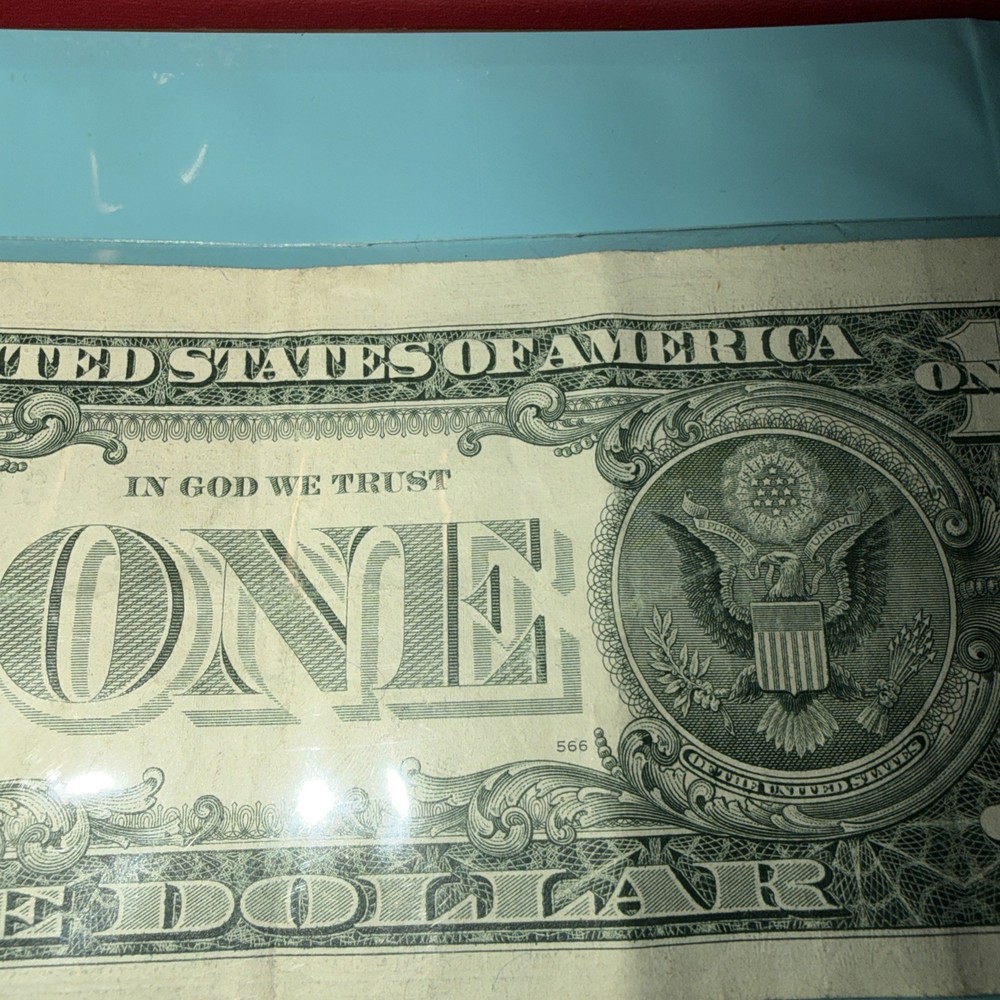 1988 A Misaligned One Dollar Star Note Error Semi Low Note G00465240