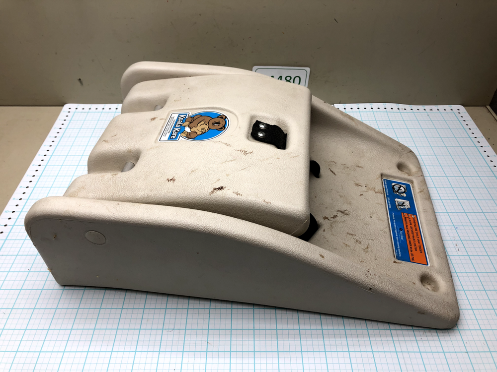 KOALA KARE Child Protection Seat Cream / SURFACE MOUNT Folding